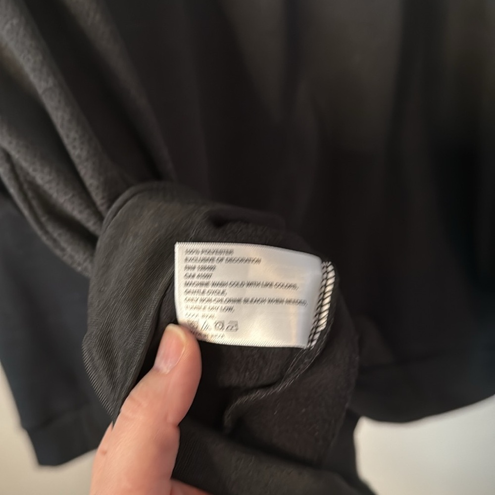 Greg Norman Cozy Shark Quarter Zip Pullover - Picture 7 of 7